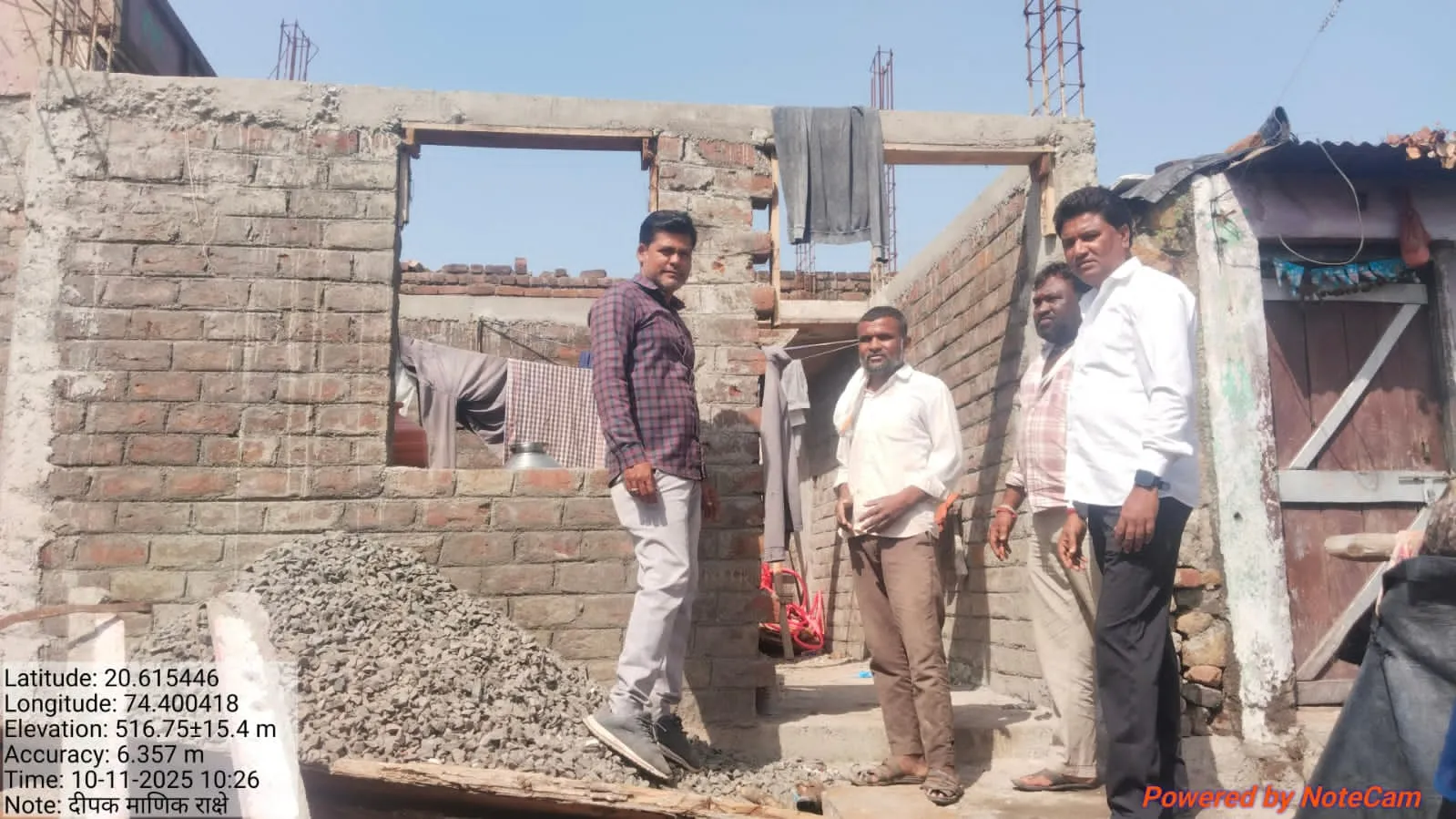 आज दिनांक 11 10 2025 रोजी मुख्यमंत्री समृद्ध पंचायतराज अभियान अंतर्गत घरकुल लाभार्थ्यांना भेटी देऊन घरकुल पूर्ण करणे बाबत सूचना करण्यात आल्या